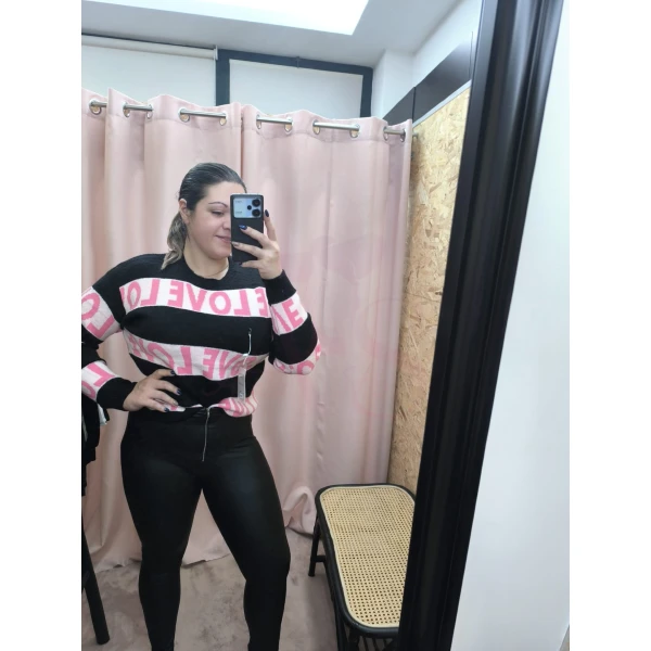 Camisola Malha " LOVE" - Image 1
