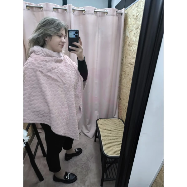 Poncho Chic - Image 2