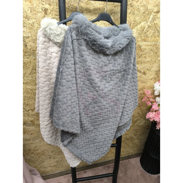 Poncho Chic - Image 4