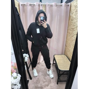 Fato de Treino WinterWarm com camisola e calças ajustadas para o inverno