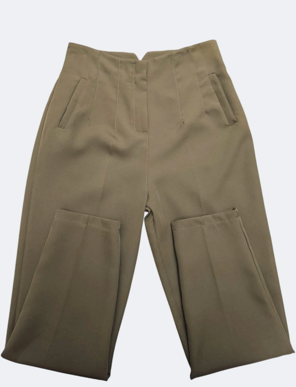 Imagem WhatsApp 2025-03-14 às 16.06.31_12cd62c0 Calça modelo Zara disponível em várias cores e tamanhos, com corte sofisticado e caimento impecável.