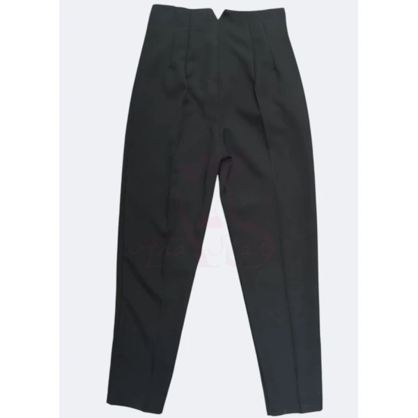 Calça modelo Zara disponível em várias cores e tamanhos, com corte sofisticado e caimento impecável.