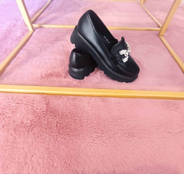 Mocassim Preto Feminino - Image 3