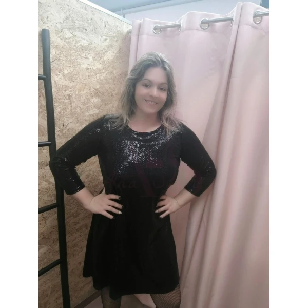 Vestido Shine Luxe dourado com brilho para ocasiões especiais