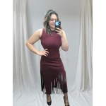 Vestido midi com franjas disponível em bordeaux, preto, verde tropa e kamel, tamanho único (até L)