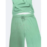 Conjunto elegante Moda Ana em três cores com malha canelada