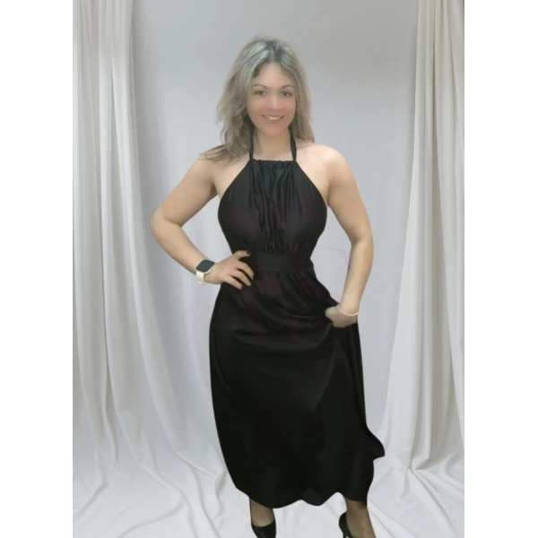 Vestido Elegância de Primavera em cetim para cerimónias.