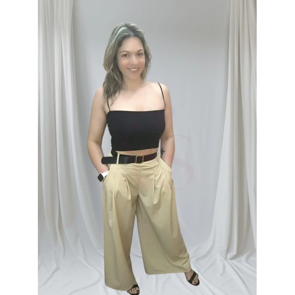 Pantalonas Aura Sofisticada disponíveis em preto, cinzento escuro e bege claro