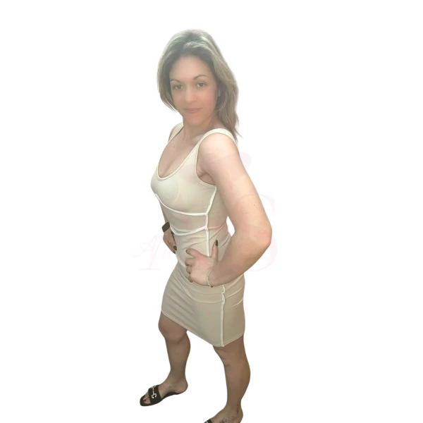 Vestido Realce Feminino em malha canelada com detalhes brancos