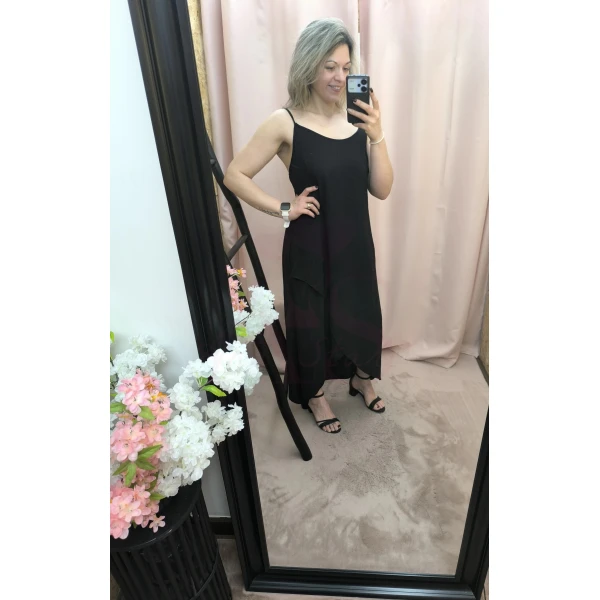 Vestido Preto com Estilo de alças finas e corte fluido