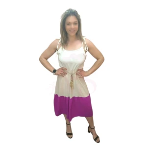 Vestido Bicolor Suave Elegância em tecido leve com detalhe em cordão dourado