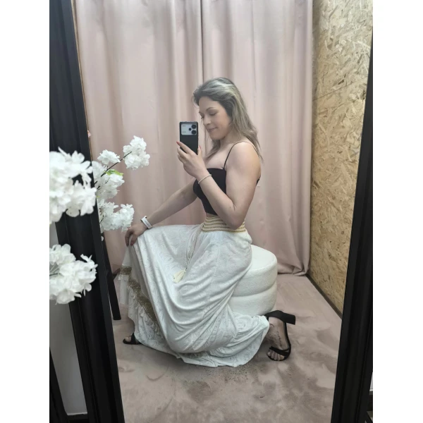 Saia Boho Golden Touch com detalhes dourados