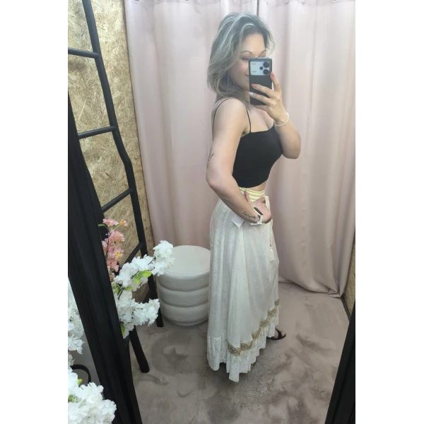 Saia Boho Golden Touch com detalhes dourados