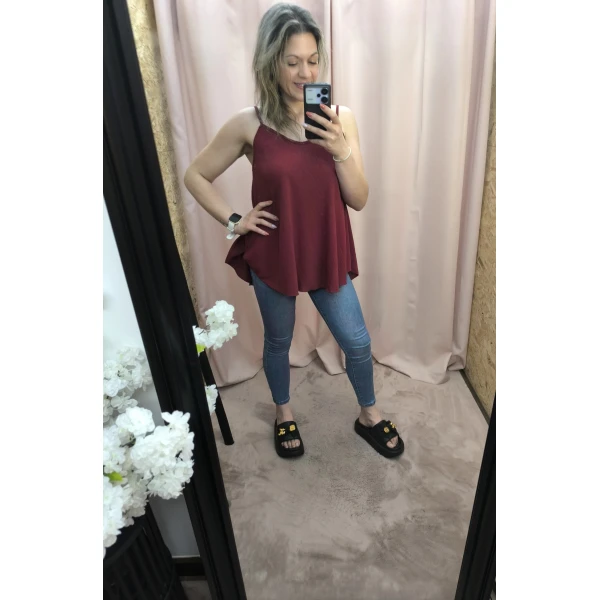Top Alça Essencial em tecido fluido e cores vibrantes