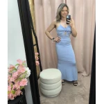 Vestido justo com push-up e alças cruzadas – Vestido Bella Fatal em bege e azul-bebé