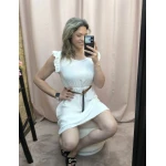 Vestido curto com cinto e folhos nos ombros – Robe Élégance Douce