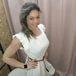 Vestido curto com cinto e folhos nos ombros – Robe Élégance Douce