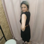 Vestido curto com cinto e folhos nos ombros – Robe Élégance Douce