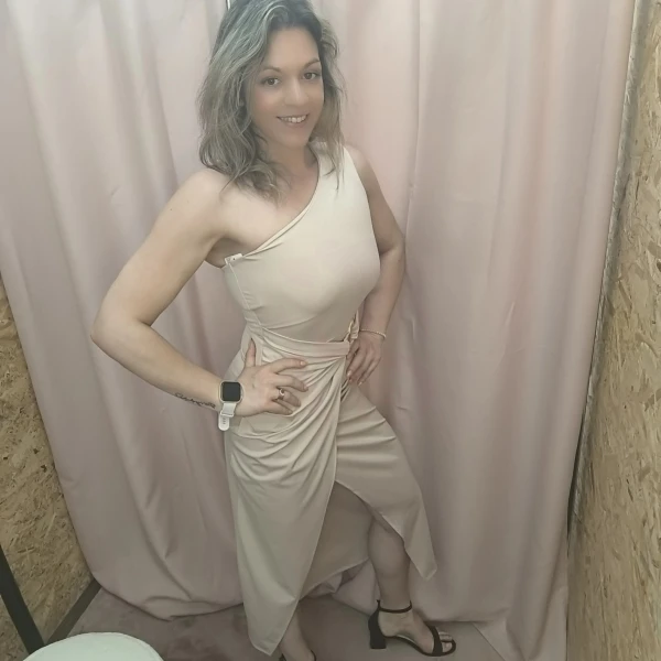 Vestido Elegância Esculpida - Image 2