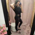 Camisa Cropped Ana star nas cores branca e preta