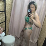 Biquíni Floral Sensação de Verão com estampado tropical, copa push-up e cueca ajustável