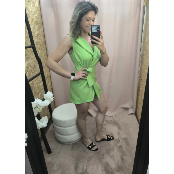 Vestido Colete Verde Lima com corte de alfaiataria e cinto