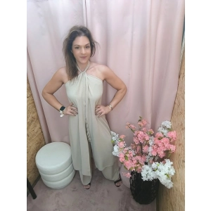 Conjunto Versátil Elegante Fluido em verde vibrante e bege neutro, com calças ajustáveis e top comprido com abertura frontal, tamanho único até XL.