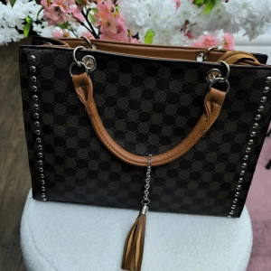 Bolsa Feminina Estilo Elegante com alça de tiracolo castanha